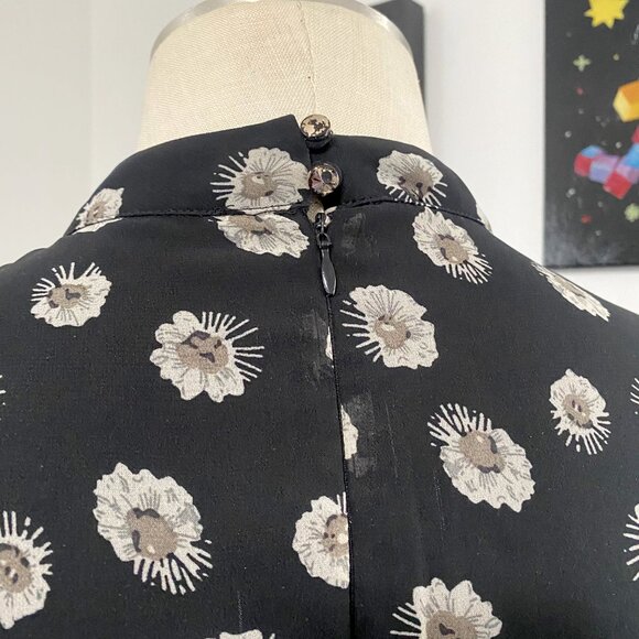 Forever 21 Daisy 60s Romper - Picture 3 of 5